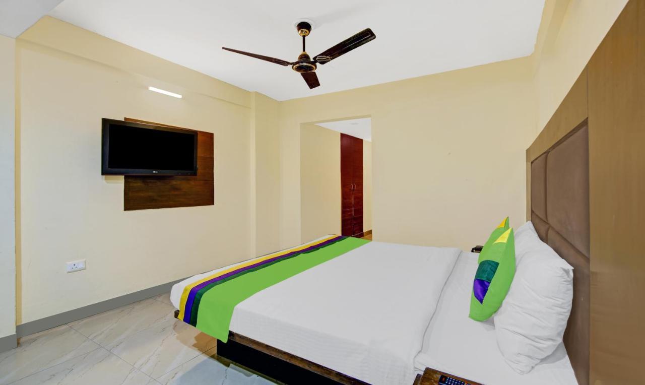 Itsy By Treebo - Howard International Mall Road Mussoorie Exterior photo