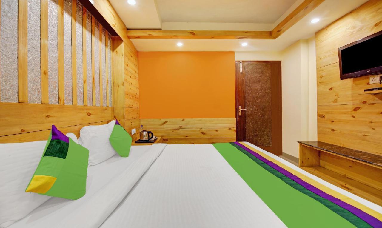 Itsy By Treebo - Howard International Mall Road Mussoorie Exterior photo